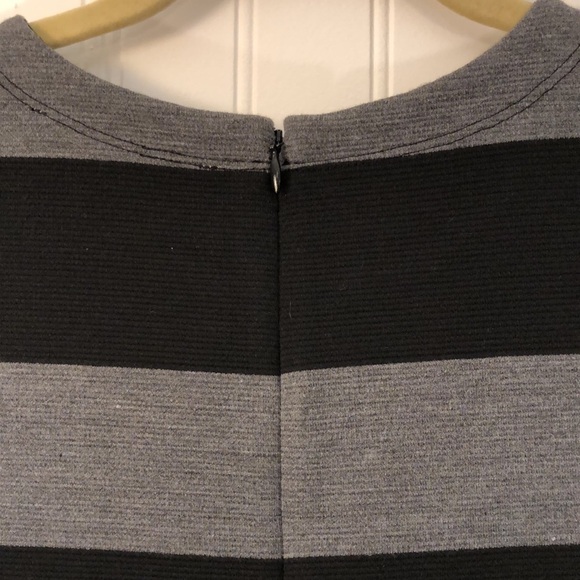 ANN Taylor Loft Thick Stripe Short Sleeve Knee Length Heavy Shift Dress - Picture 5 of 10